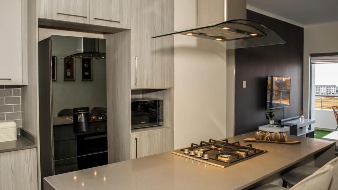 Fumo House Lifestyle Apartments Midrand Luaran gambar