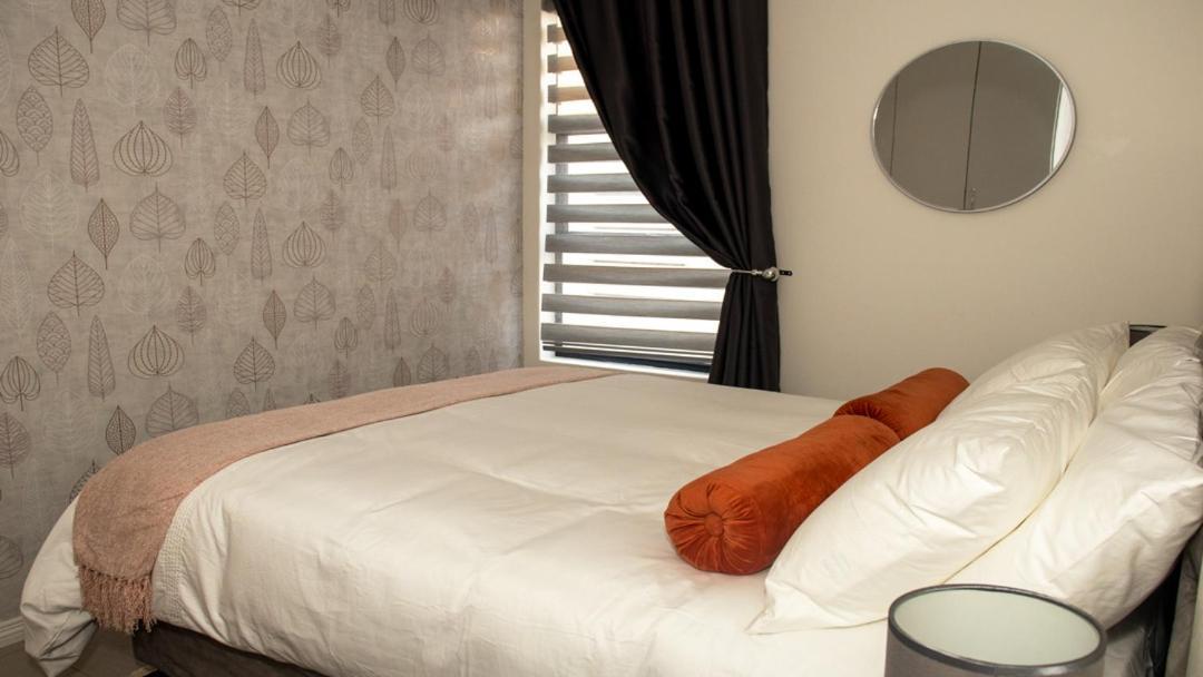 Fumo House Lifestyle Apartments Midrand Luaran gambar