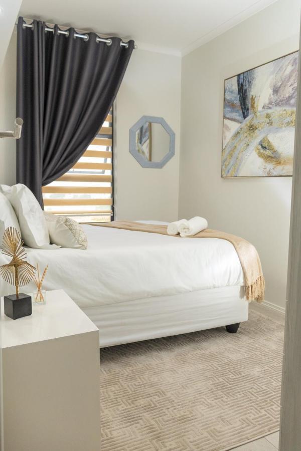 Fumo House Lifestyle Apartments Midrand Luaran gambar