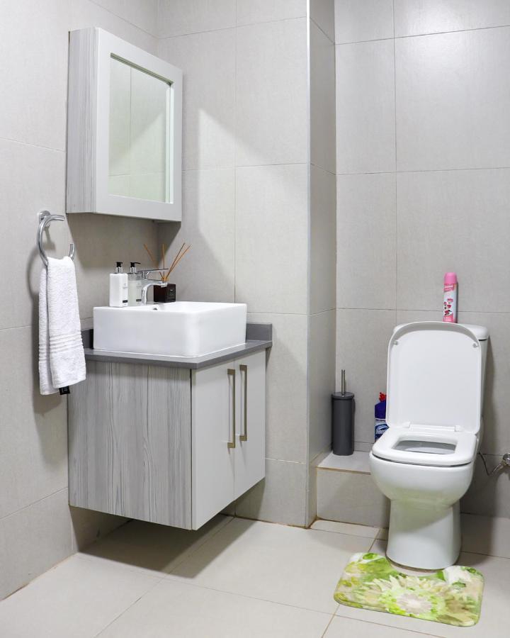 Fumo House Lifestyle Apartments Midrand Luaran gambar